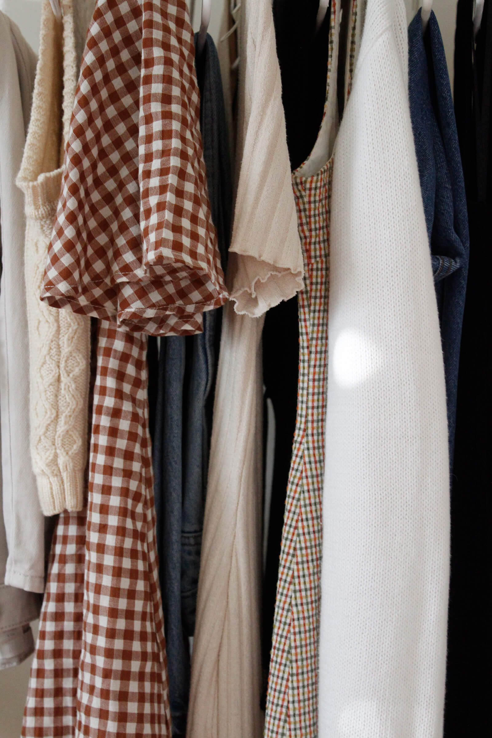 How to Declutter Your Closet